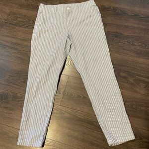 LOGG women’s pants. Size 12. Great condition. Nice pattern.